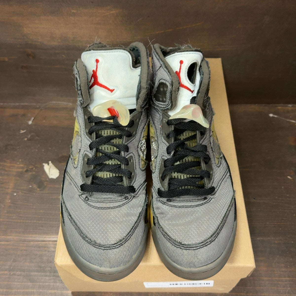 Jordan 5 Retro Off-White Muslin Size 8 (Pre-Owned) - Image 3