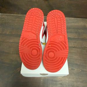 Jordan 1 Mid Alternate Bred Toe (Women's) - Image 6