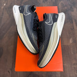Nike Streakfly Black Metallic Gold Grain - Image 1