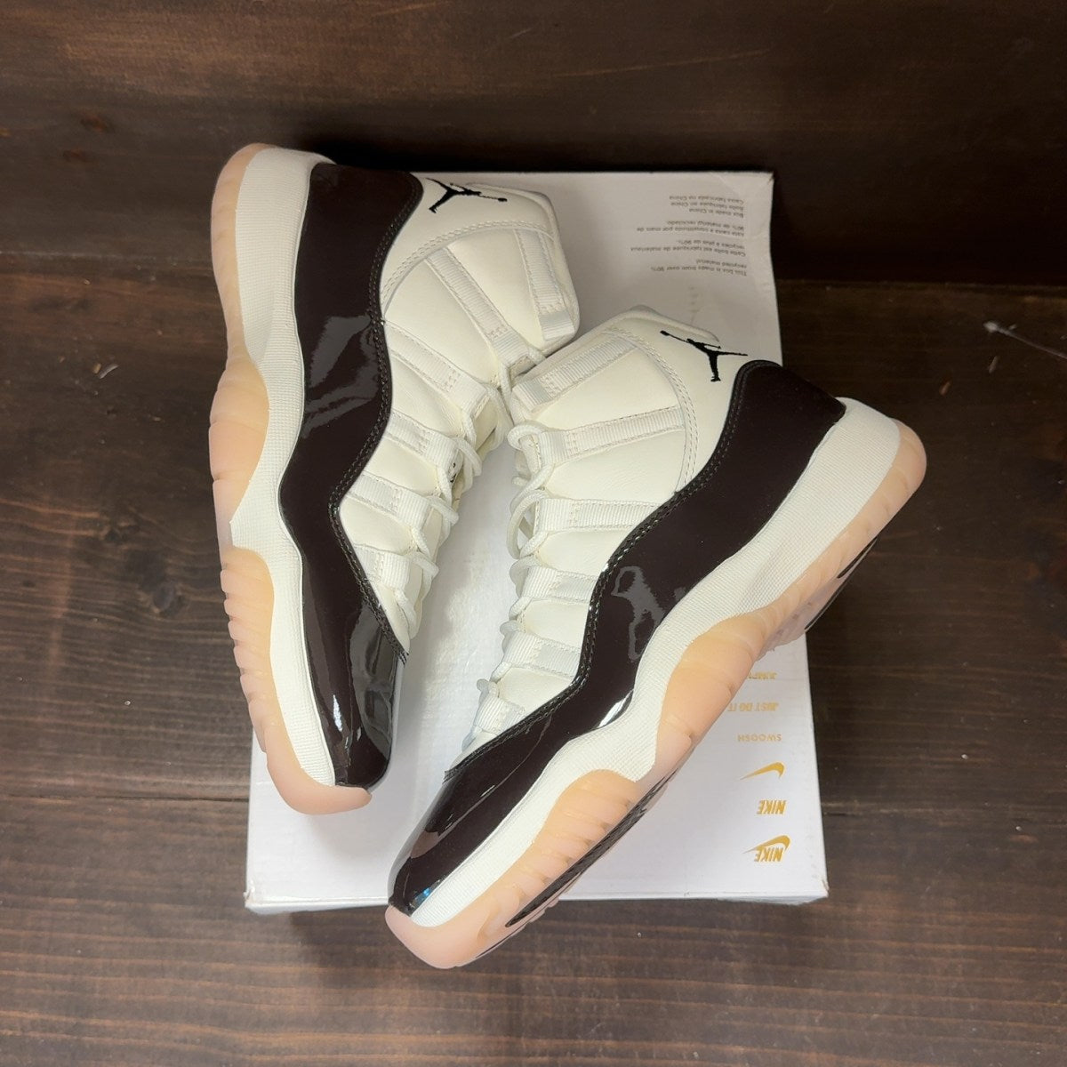 Jordan 11 Retro Neapolitan (Women's) - Image 2