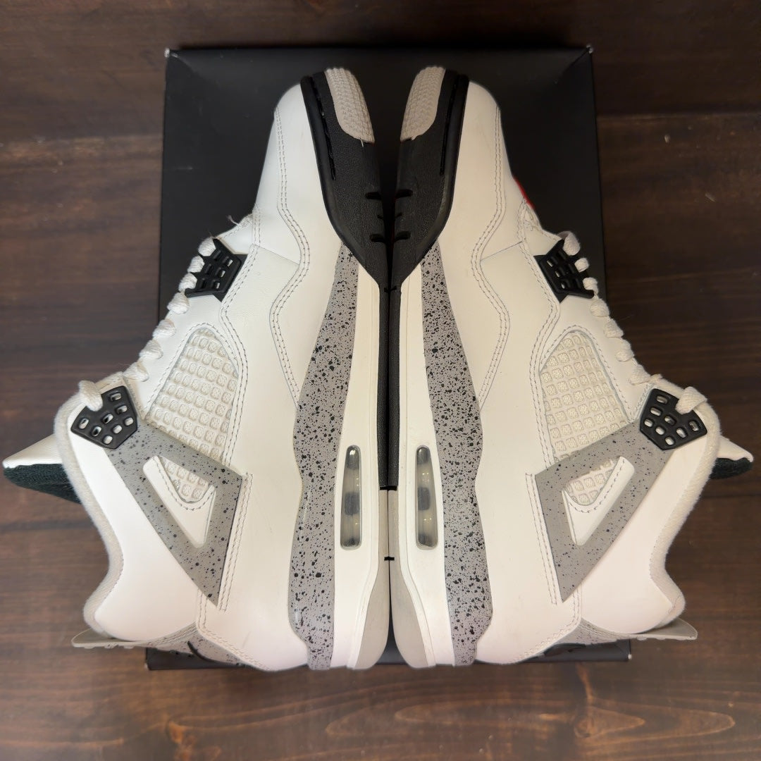 Jordan 4 Retro White Cement (2025) Size 7 (Pre-Owned)