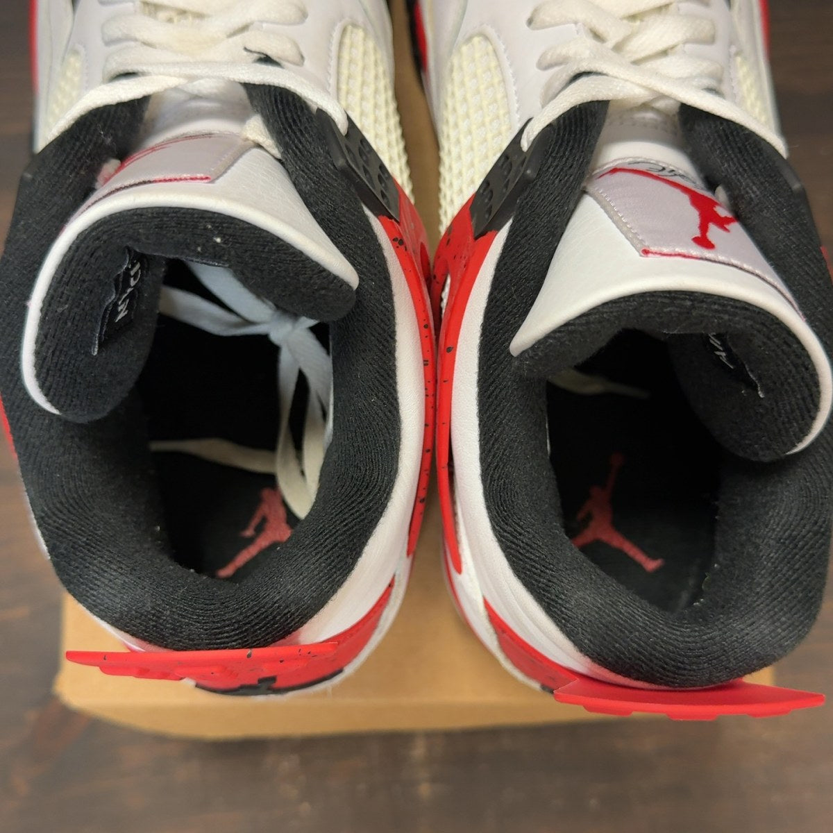 Jordan 4 Retro Red Cement Size 12 (Pre-Owned) - Image 6