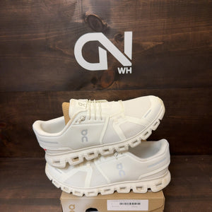 On Running Cloud 6 All White Size 9 (Pre-Owned) - Image 1