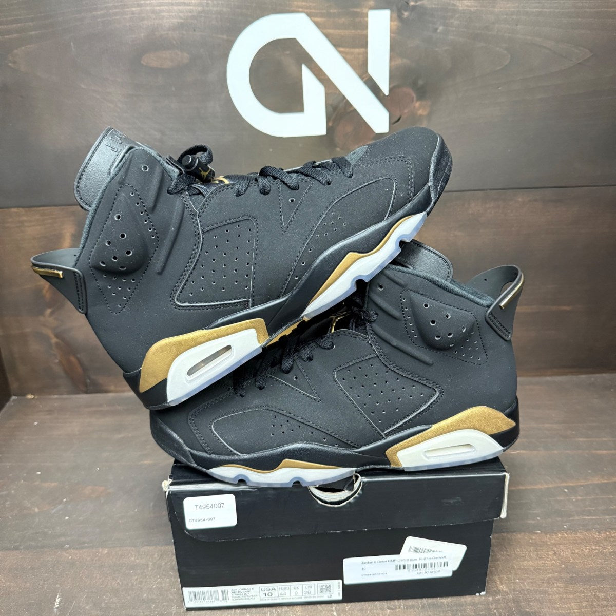 Jordan 6 Retro DMP (2020) Size 10 (Pre-Owned)