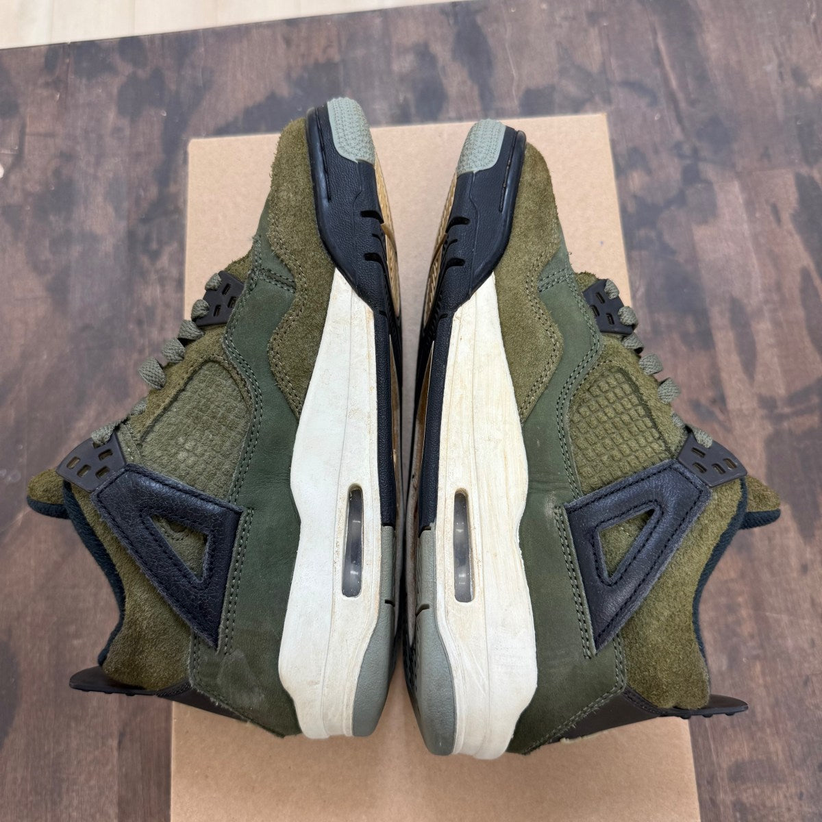 Jordan 4 Retro SE Craft Medium Olive (GS) Size 5.5Y (Pre-Owned) - Image 4
