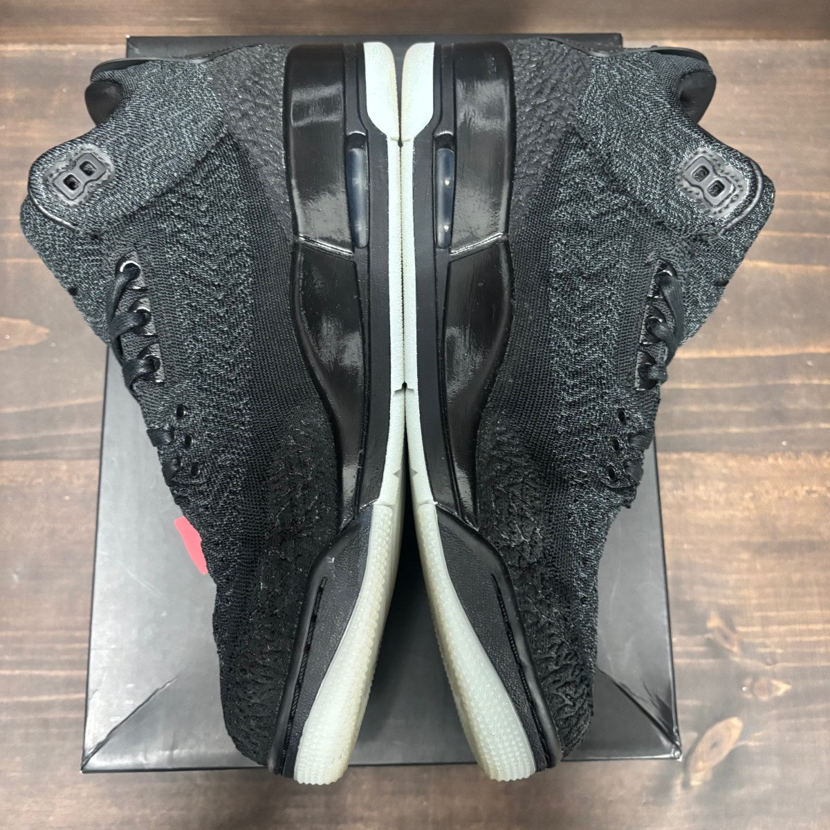 Jordan 3 Retro Flyknit Black - Image 4