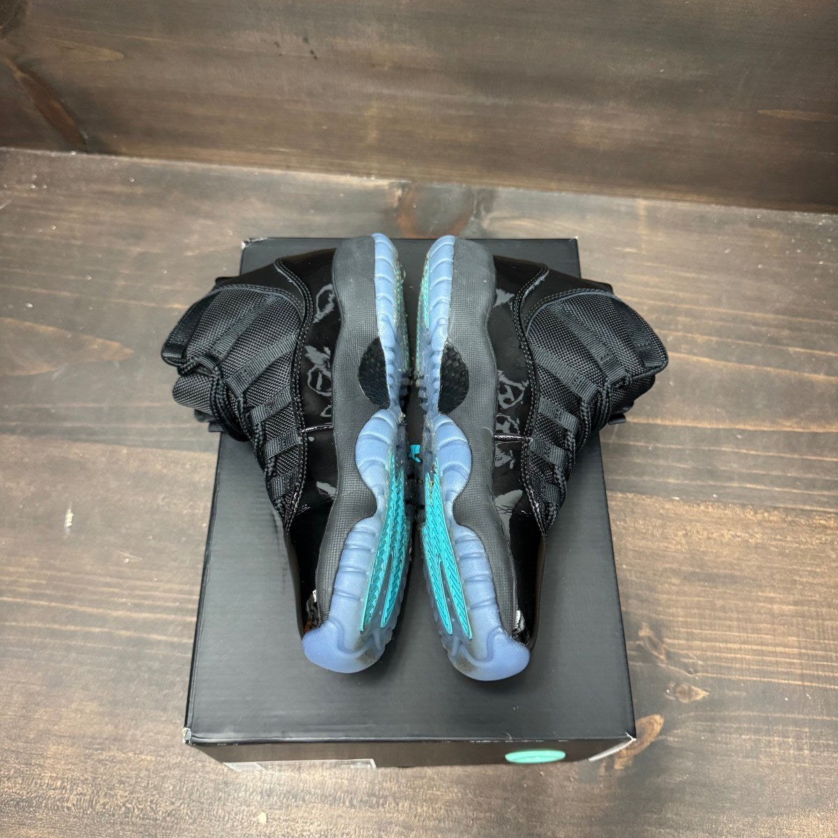 Jordan 11 Retro Gamma Blue (2025) (GS) - Image 4