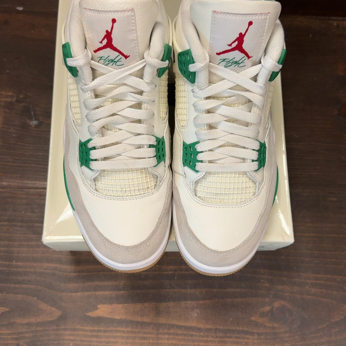 Jordan 4 Retro SB Pine Green - Image 3