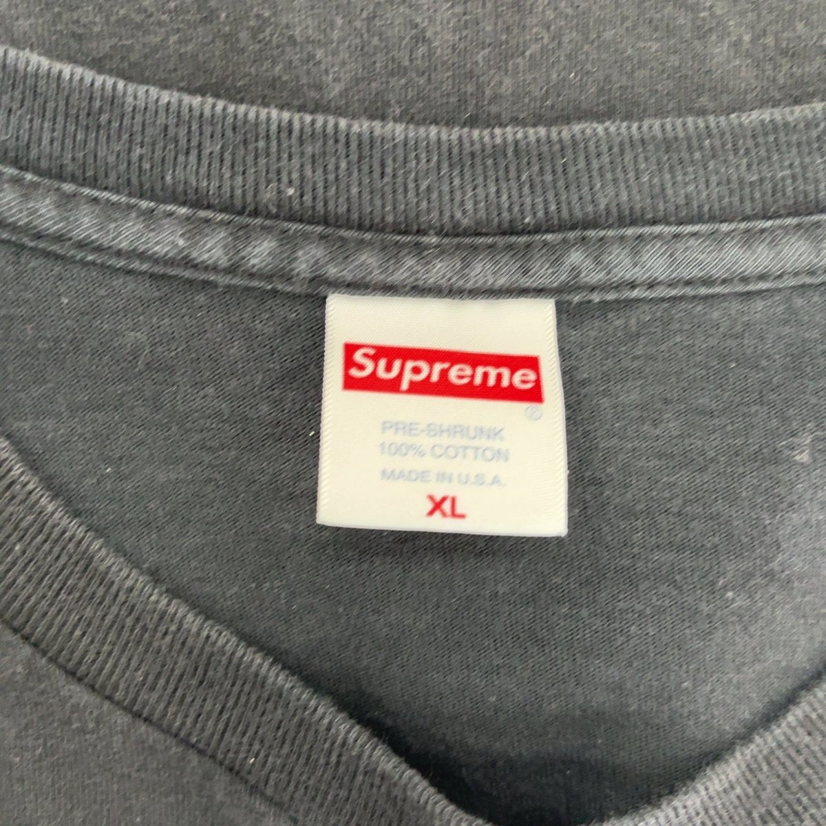 Supreme Tee Size XL (Pre-Owned) - tag