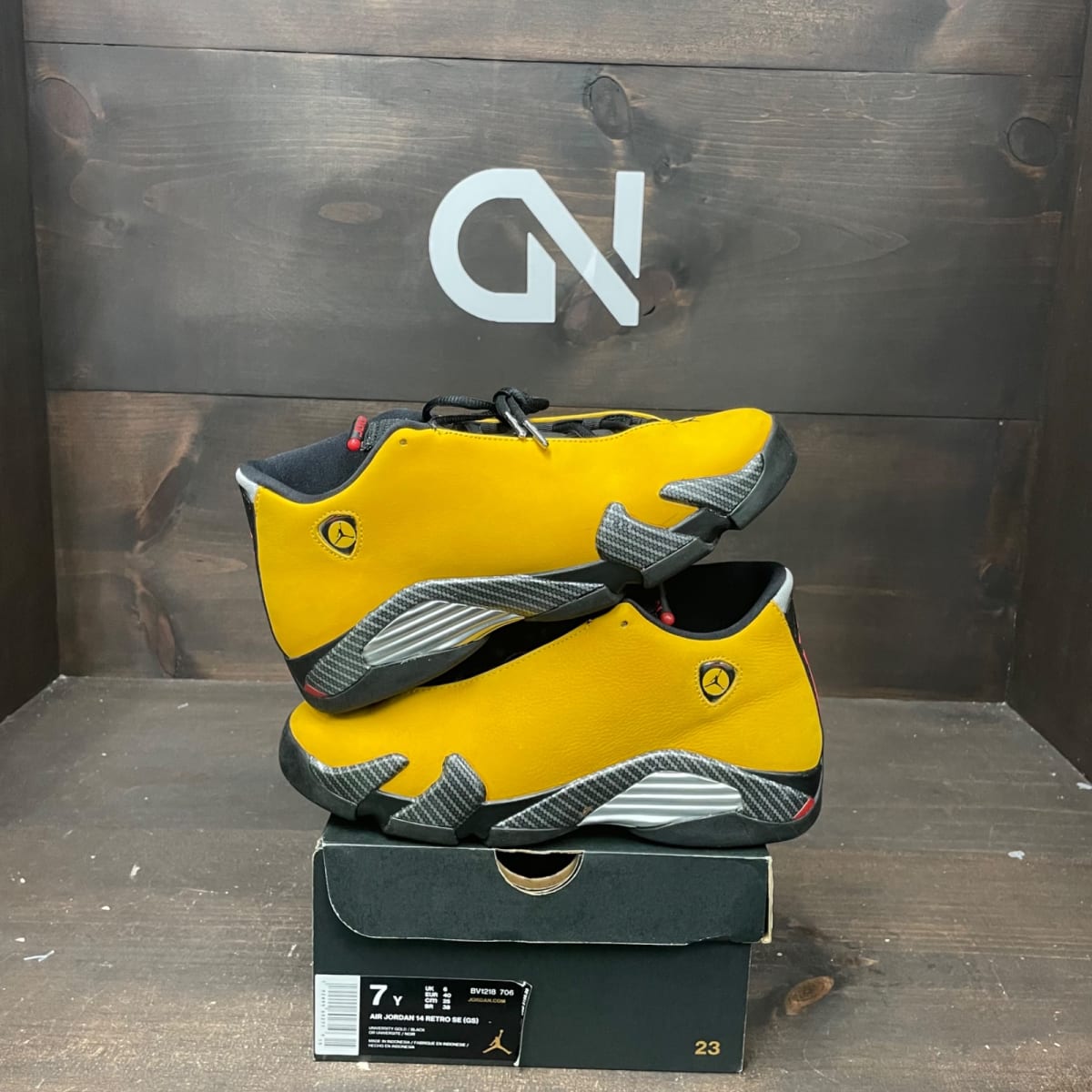 Jordan 14 Retro University Gold (GS) Size 7Y (Pre-Owned) - front