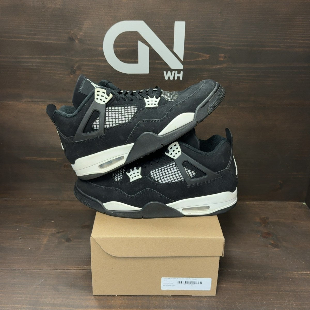 Jordan 4 Retro White Thunder Size 12.5 (Pre-Owned) - Image 1