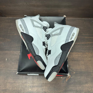 Jordan 4 Retro White Cement (2025) - Image 2