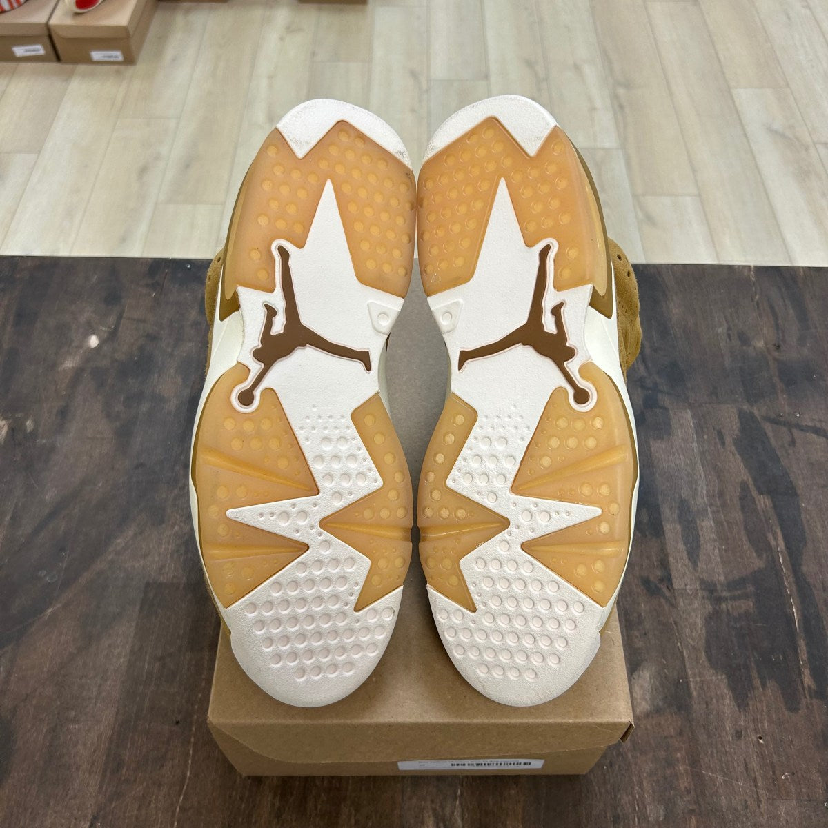 Jordan 6 Retro Wheat Size 12 (Pre-Owned) - Image 5