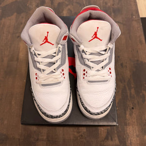 Jordan 3 Retro Fire Red (2022) (GS) - Image 2