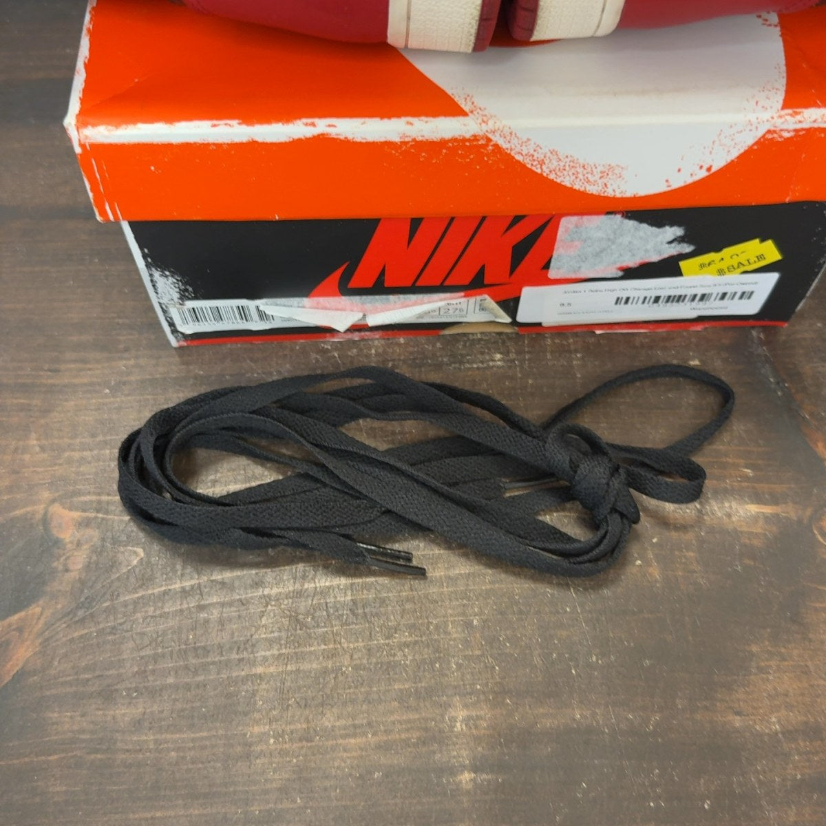 Jordan 1 Retro High OG Chicago Lost and Found - Image 7