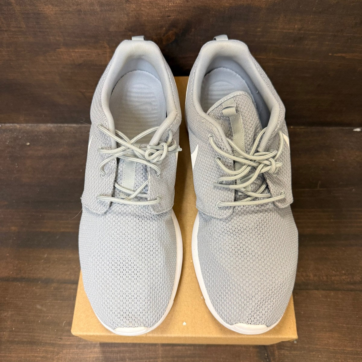 Nike Roshe Run Wolf Grey Size 12 (Pre-Owned) - Image 2