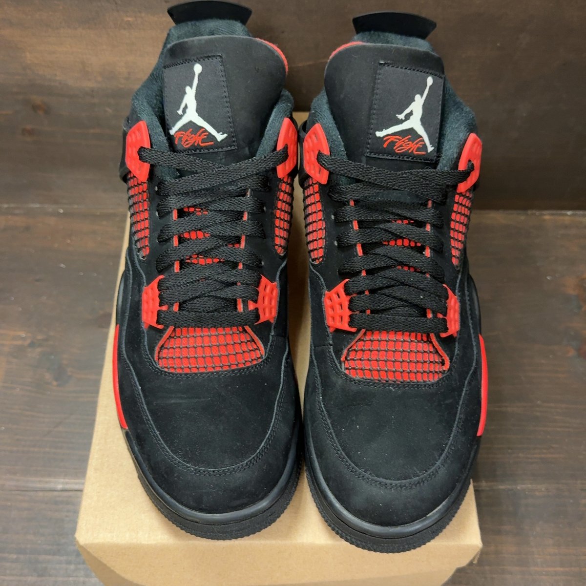 Jordan 4 Retro Red Thunder Size 12 (Pre-Owned) - tag