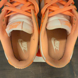 Nike Dunk Low Peach Cream (Women's) Size 7W (Pre-Owned)