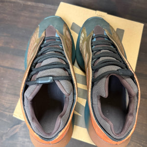 adidas Yeezy 700 V3 Copper Fade - Image 4