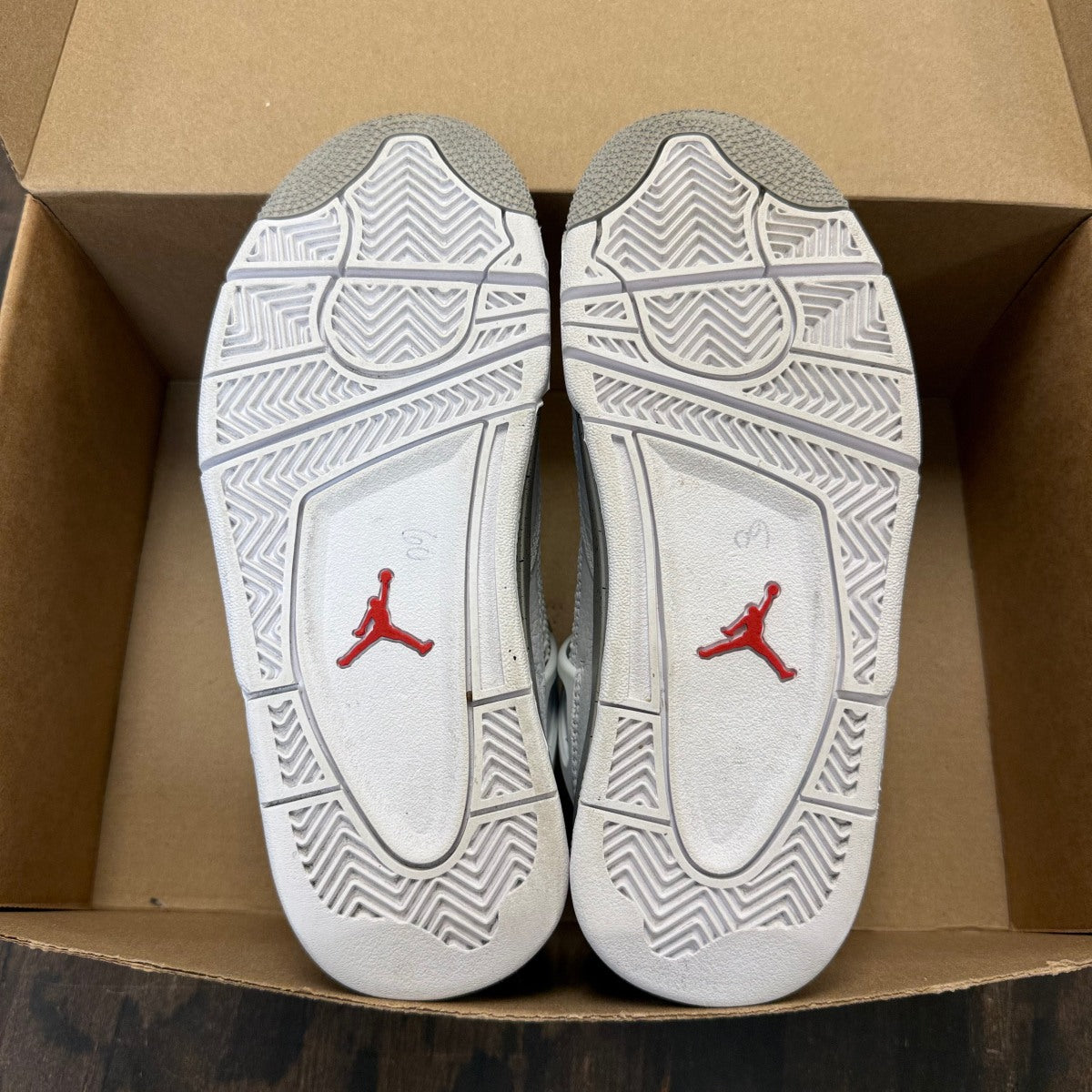 Jordan 4 Retro White Oreo (2021) (GS) Size 4Y (Pre-Owned) - Image 5