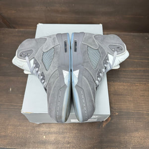 Jordan 5 Retro Wolf Grey (2026) Size 11 (Pre-Owned) - Image 4