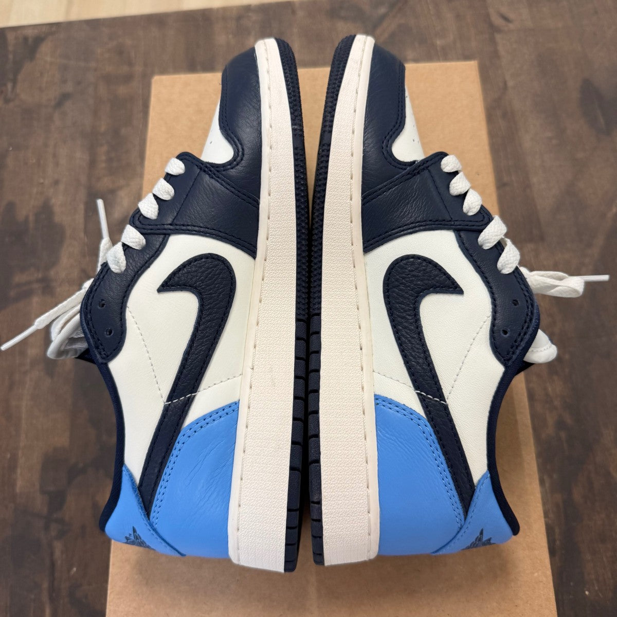 Jordan 1 Low OG Obsidian UNC (GS) Size 7Y (Pre-Owned) - Image 5