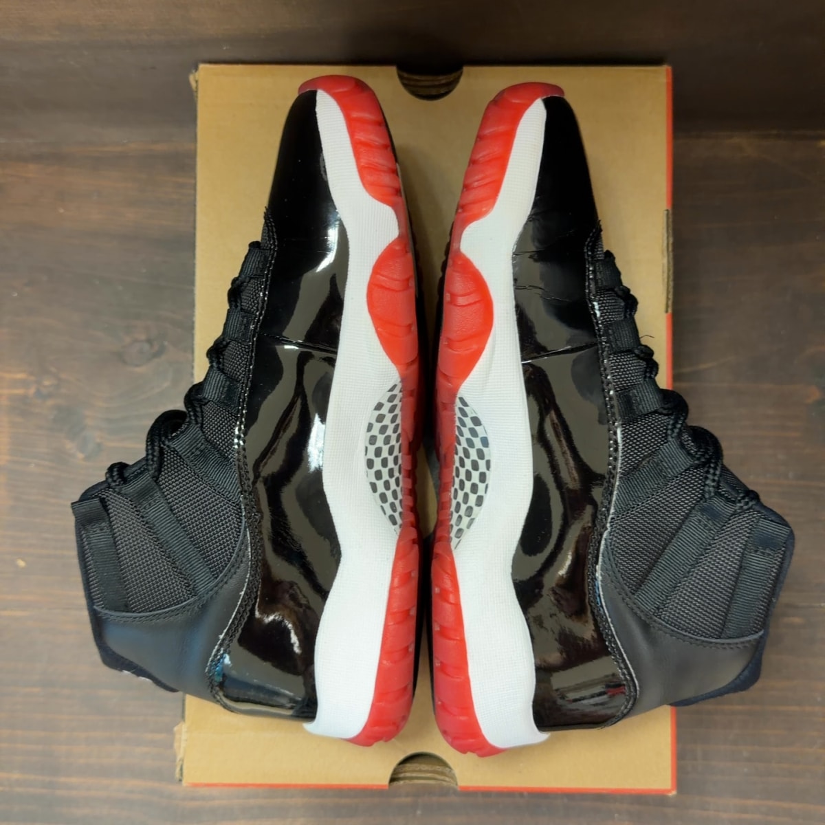 Jordan 11 Retro Playoffs Bred (2019) - Image 5