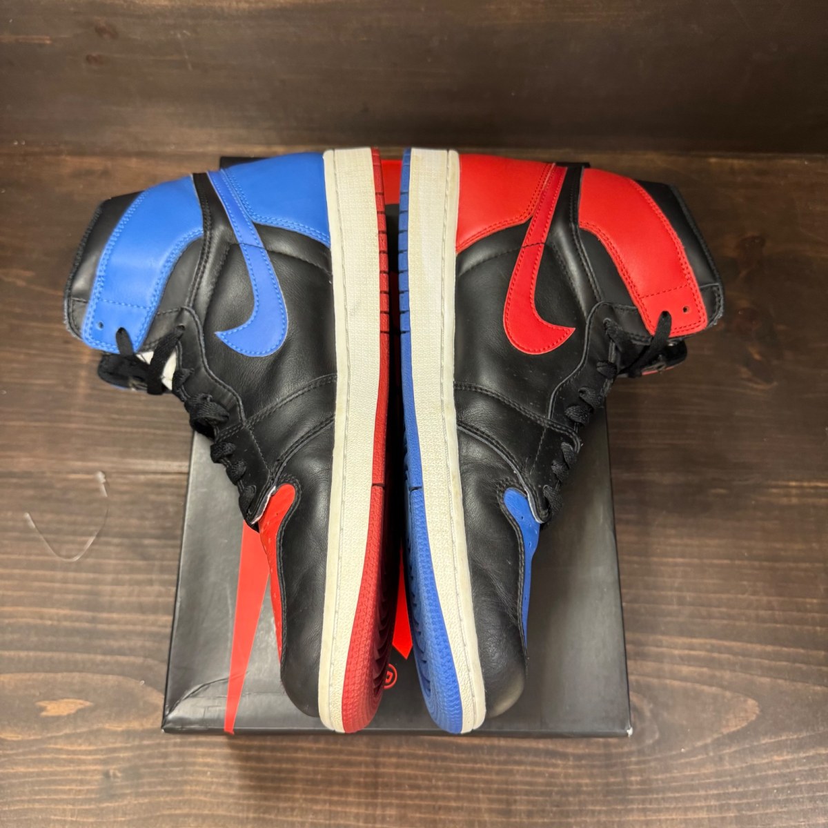 Jordan 1 Retro Top 3 - Image 4