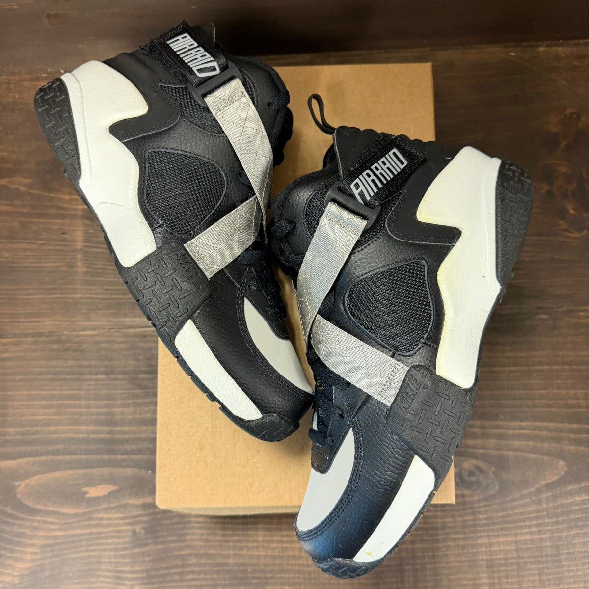 Nike Air Raid OG Black Grey (2020) Size 11 (Pre-Owned) - Image 2