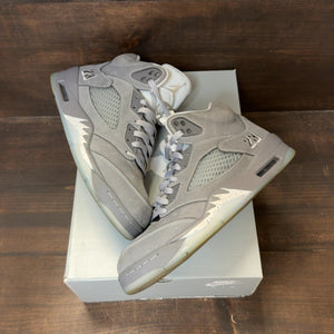 Jordan 5 Retro Wolf Grey (2026) - Image 2