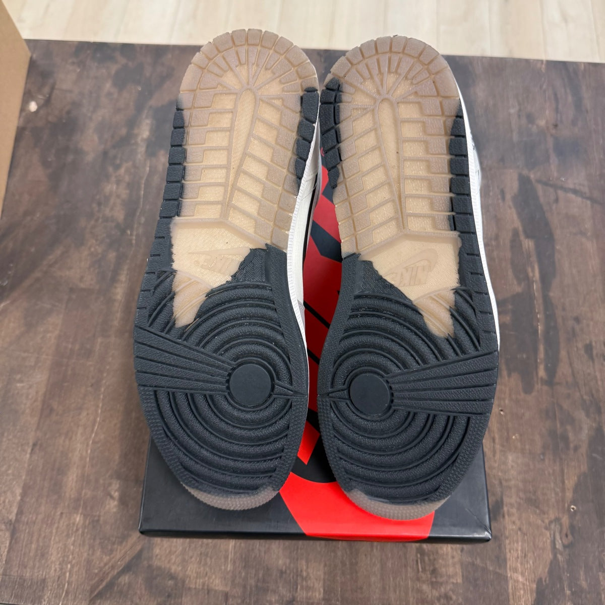 Jordan 1 Retro High Element Gore-Tex Light Bone - Image 5