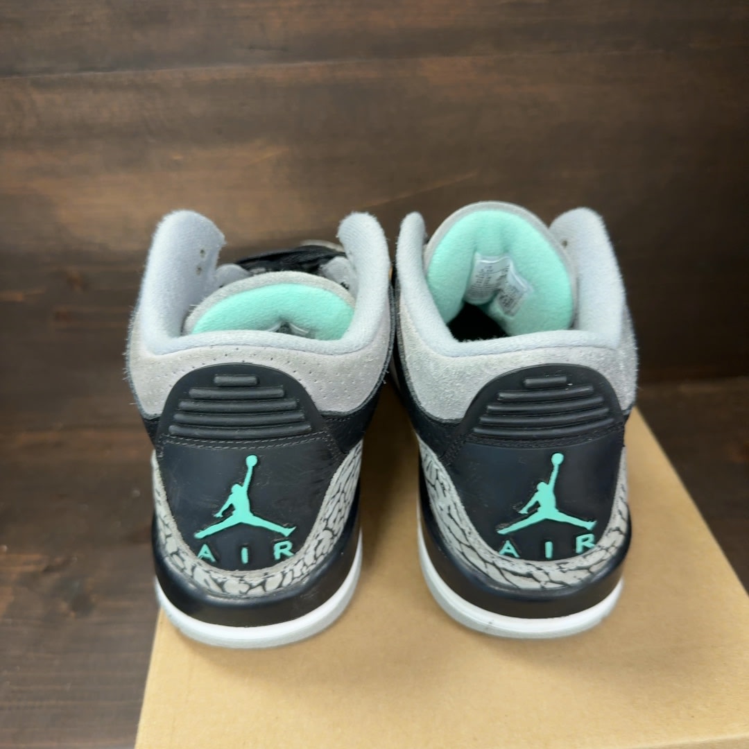 Jordan 3 Retro Green Glow (GS) Size 5.5Y (Pre-Owned) - Image 5