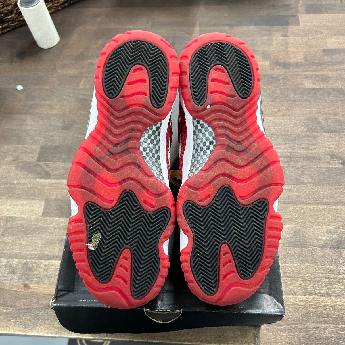 Jordan 11 Retro Low IE White Gym Red - Image 5