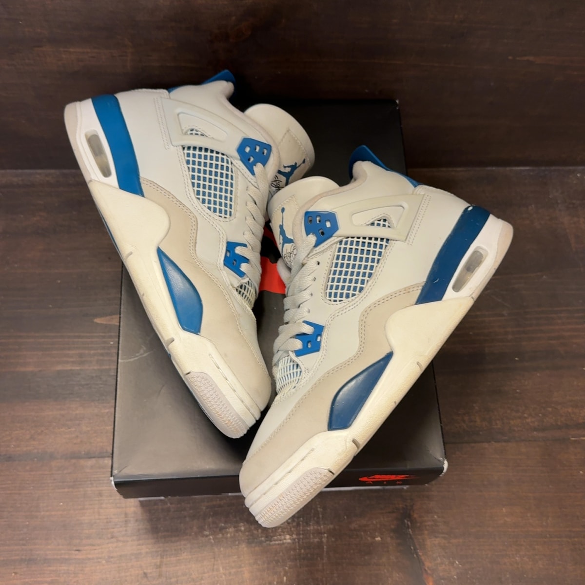 Jordan 4 Retro Military Blue (2024) (GS) - Image 2