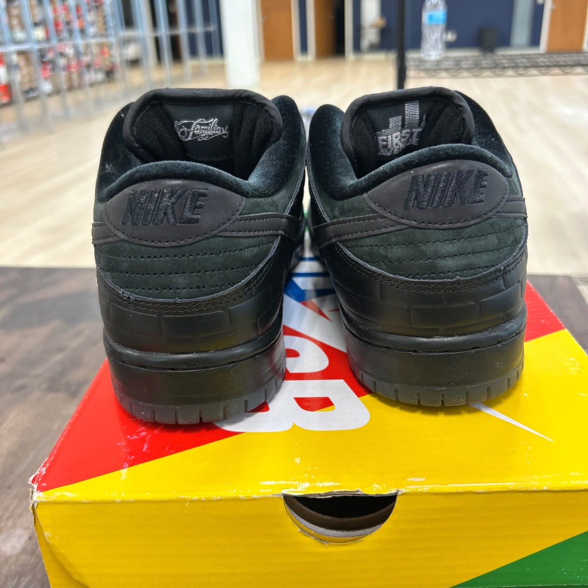 Nike SB Dunk Low Familia First Avenue - Image 4