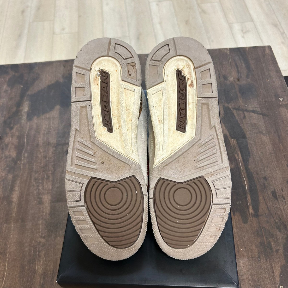 Jordan 3 Retro Palomino (GS) - Image 4