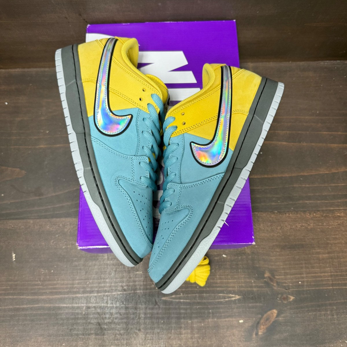 Nike SB Dunk Low Pro Muni Lightning Denim Turquoise - Image 4