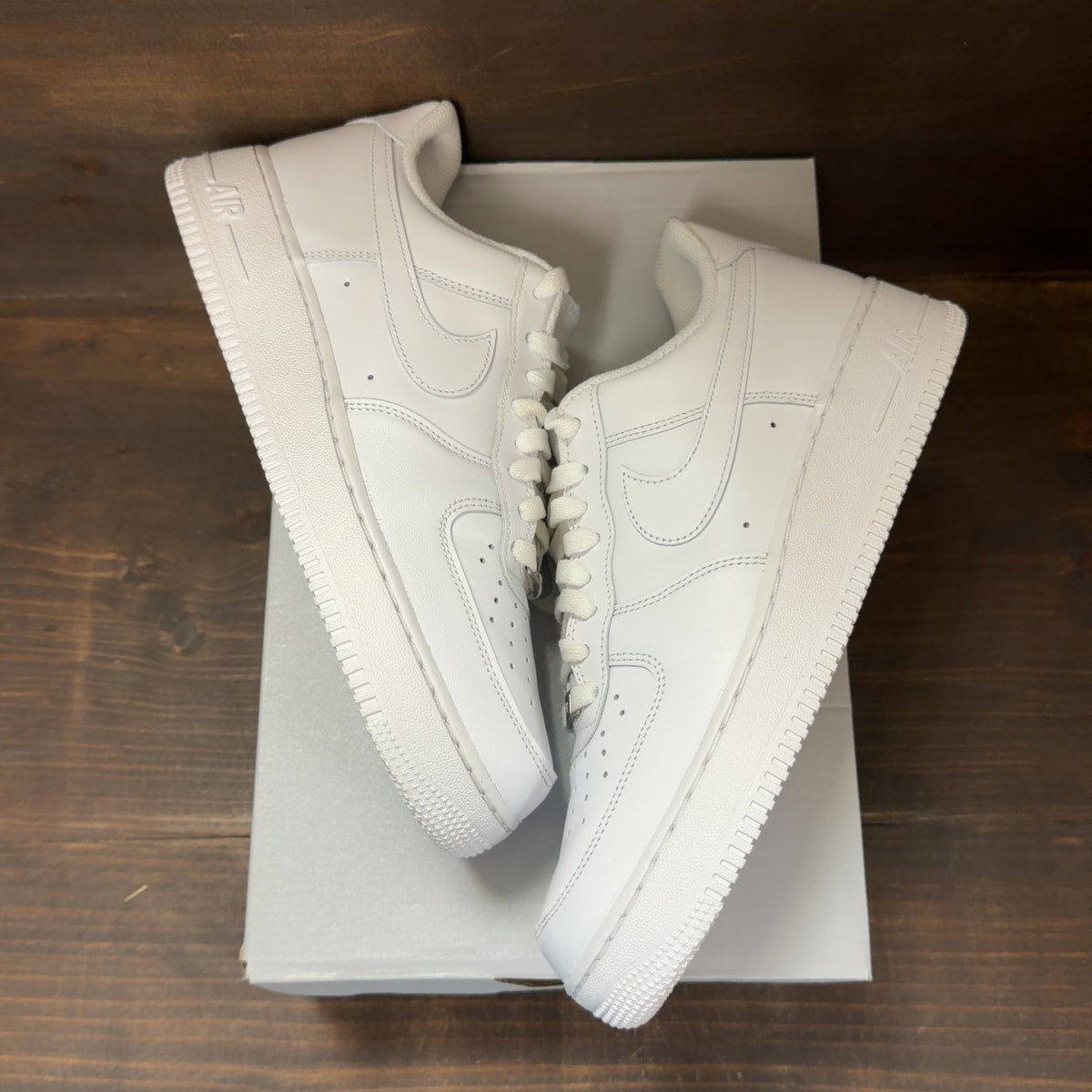 Nike Air Force 1 Low '07 White - Image 2