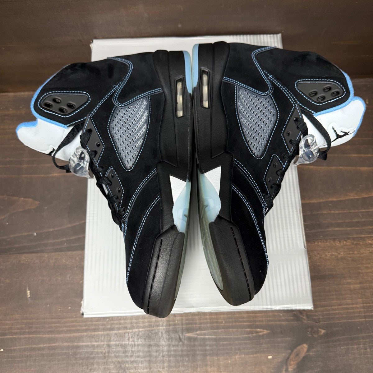 Jordan 5 Retro Black University Blue (2026) - Image 3