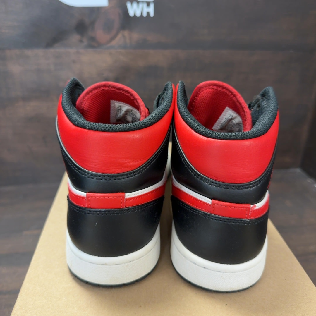 Jordan 1 Mid White Black Red (2022) Size 7.5 (Pre-Owned) - Image 5