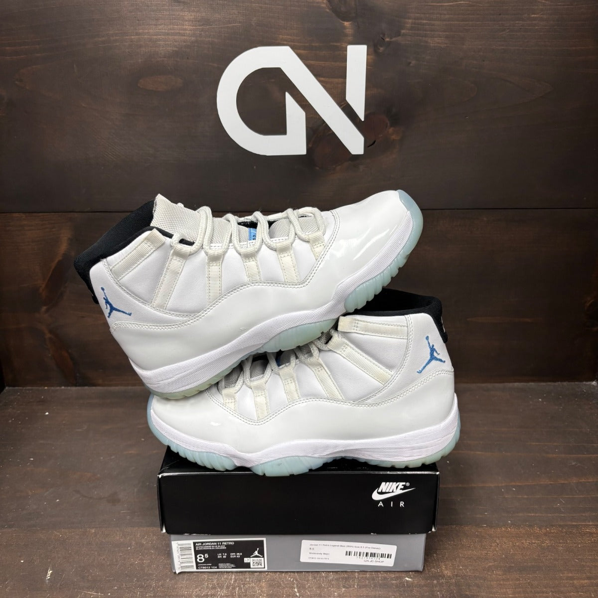 Jordan 11 Retro Legend Blue (2024) - Image 1
