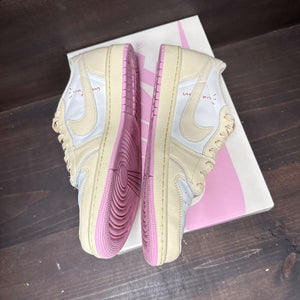 Jordan 1 Retro Low OG SP Travis Scott Shy Pink Size 12 (Pre-Owned) - side
