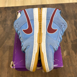 Nike SB Dunk Low Philadelphia Phillies - Image 3