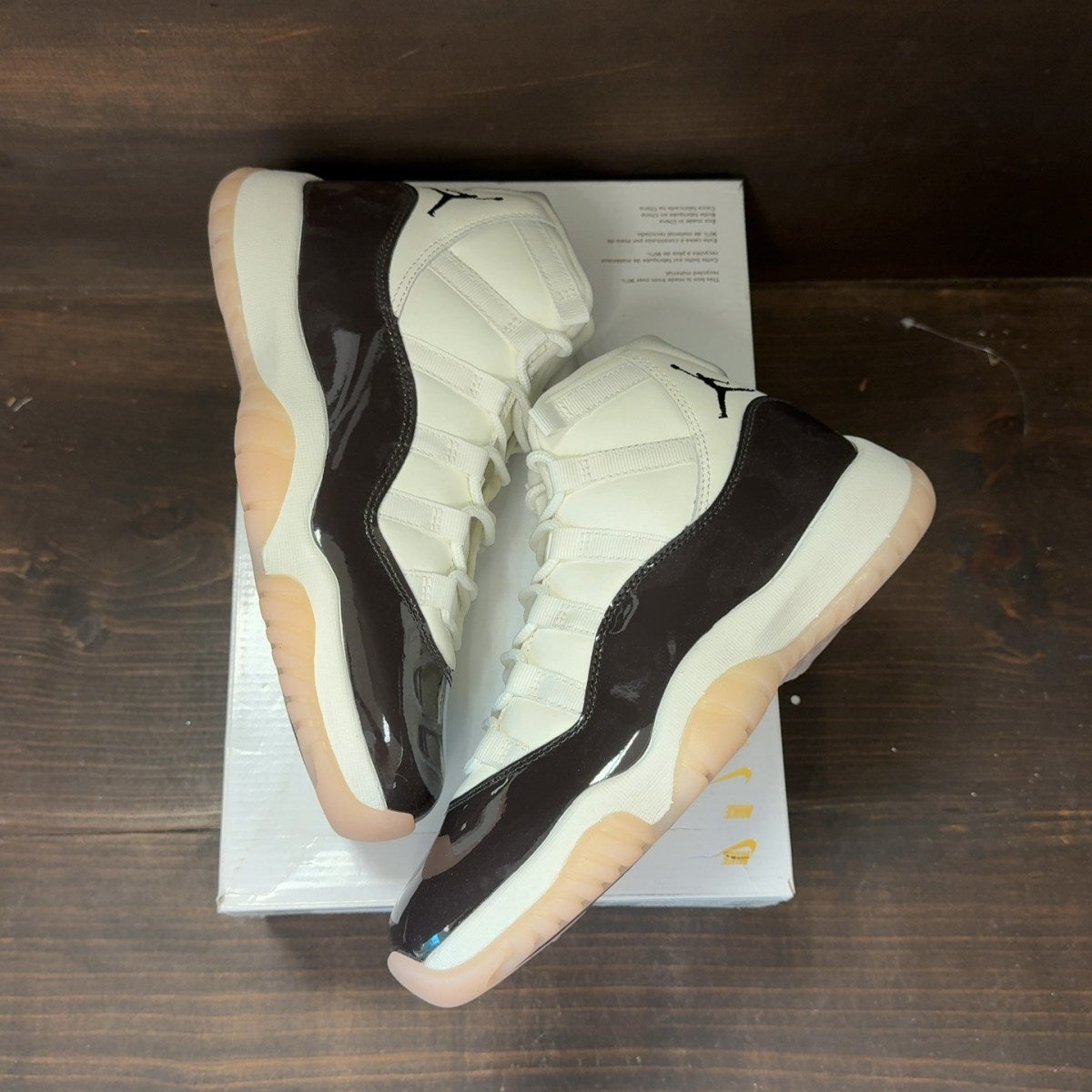 Jordan 11 Retro Neapolitan (Women's) - Image 2