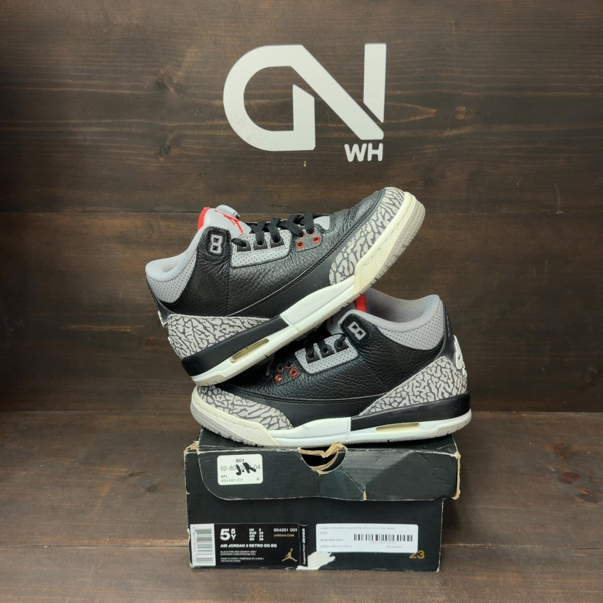Jordan 3 Retro Black Cement (2018) (GS) Size 5.5Y (Pre-Owned) - front
