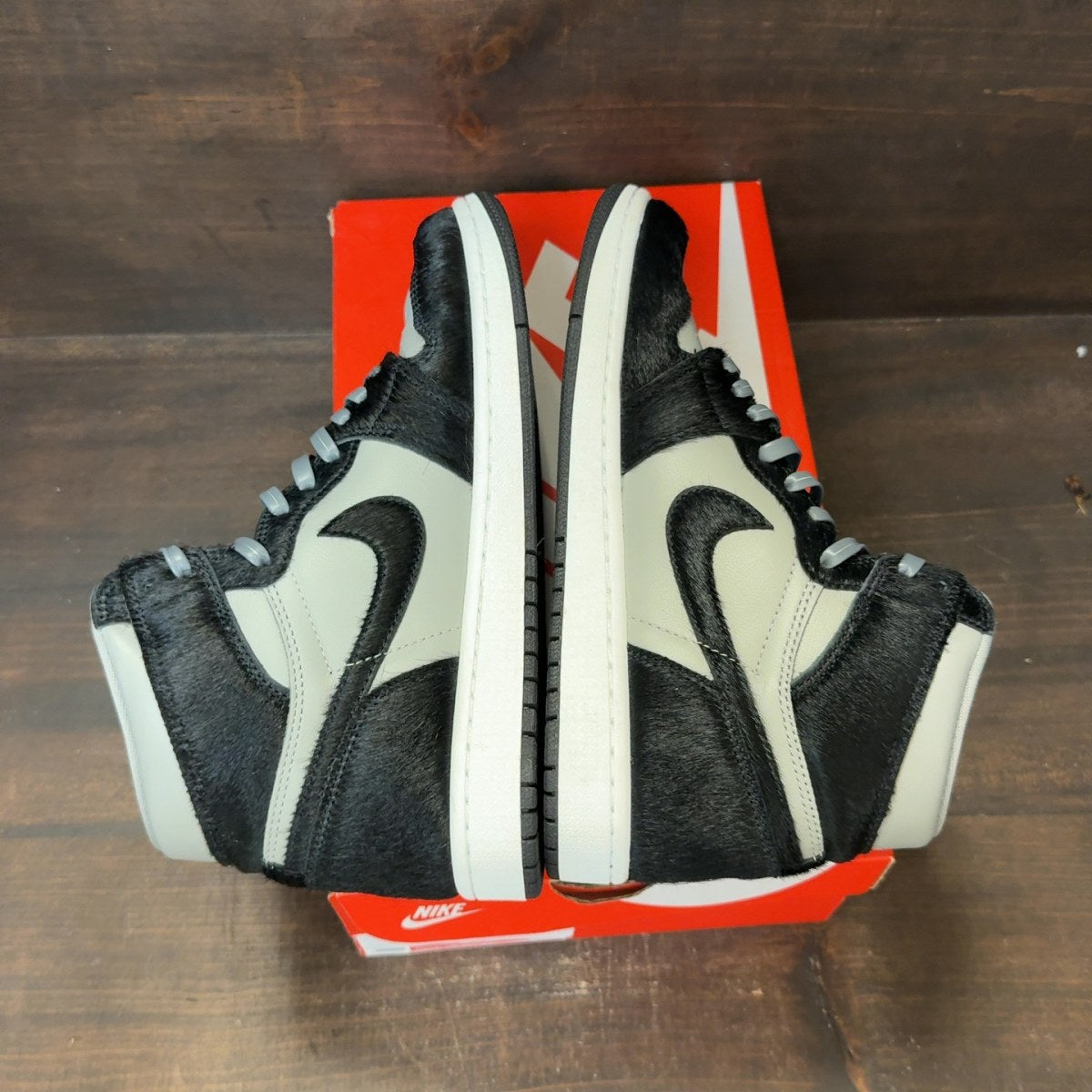 Jordan 1 Retro High OG Twist 2.0 Medium Grey (Women's) Size 8.5W (Pre-Owned) - Image 5