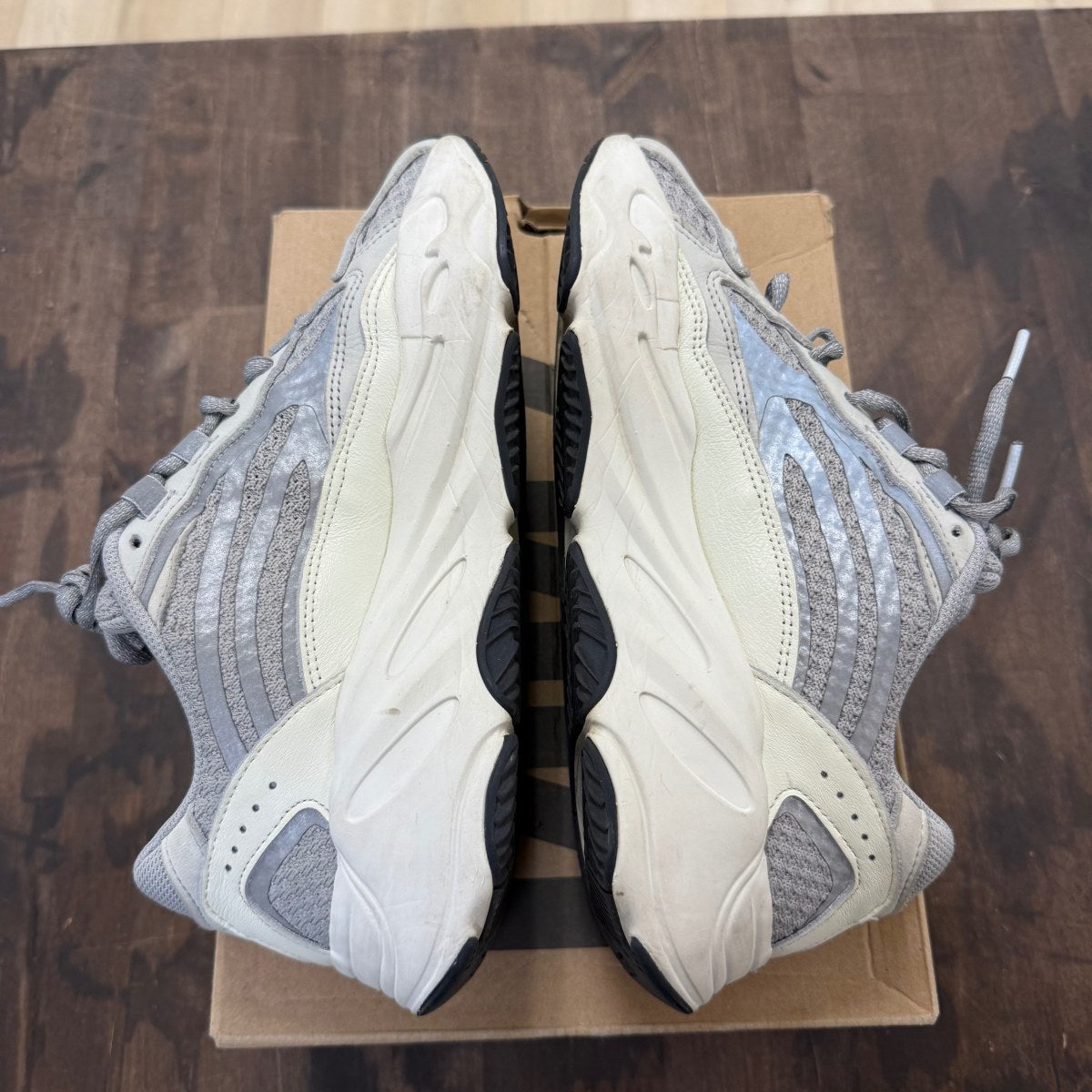 adidas Yeezy Boost 700 V2 Static - Image 4