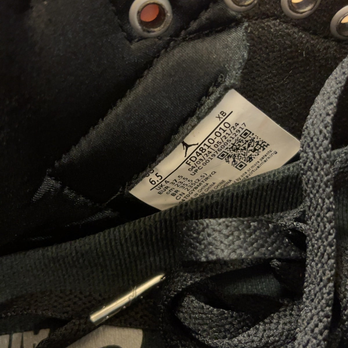 Jordan 1 Retro High OG Satin Shadow (Women's) Size 6.5W (Pre-Owned) - Image 7