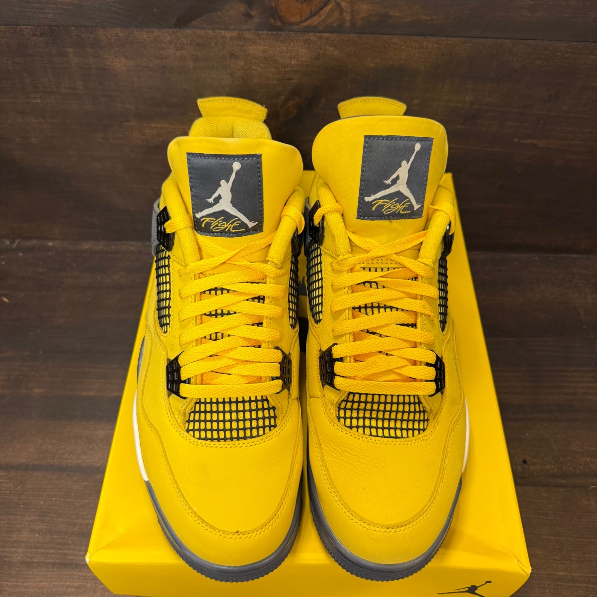 Jordan 4 Retro Lightning (2021) - Image 2