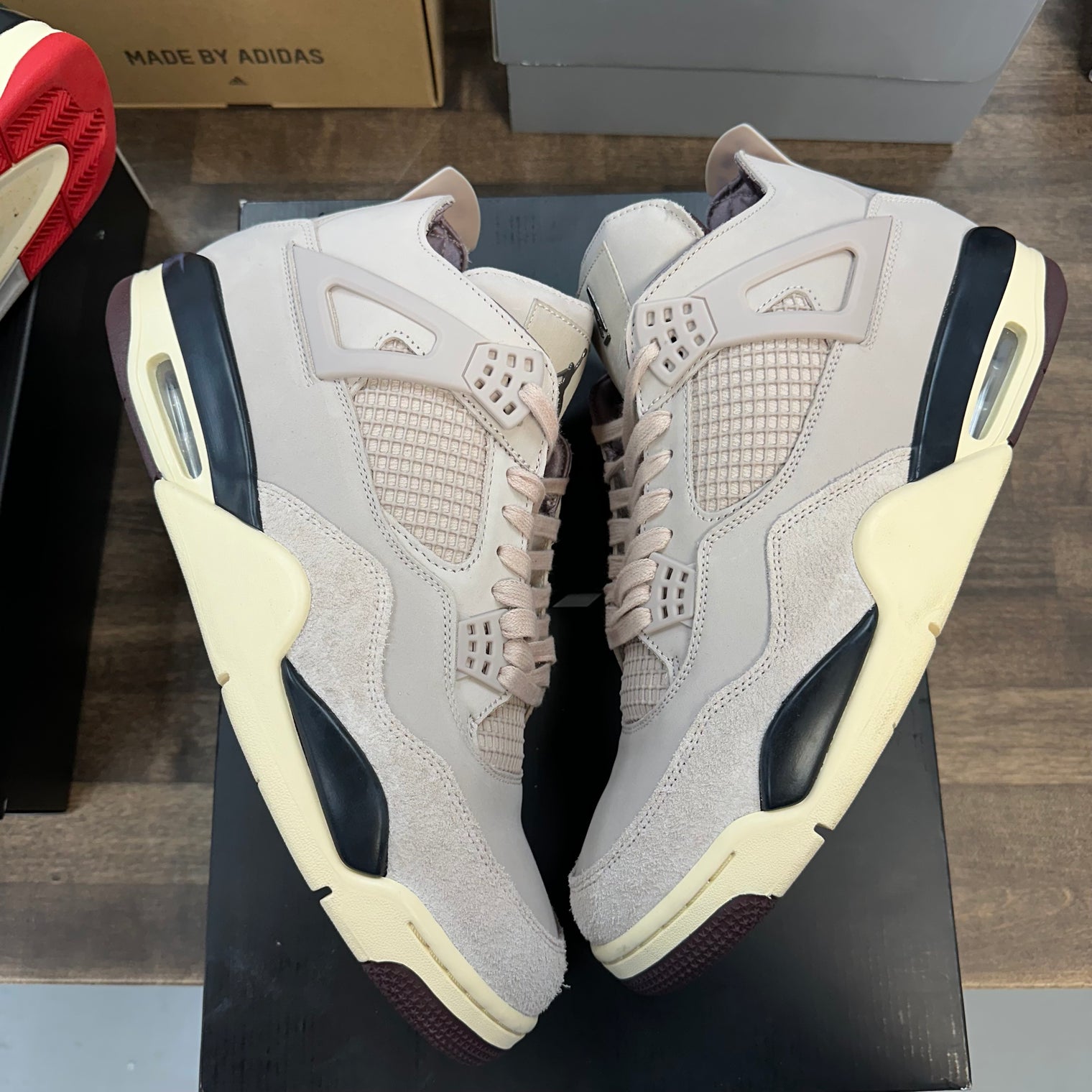 (W) A Ma Maniere WYWS Jordan 4 (USED)